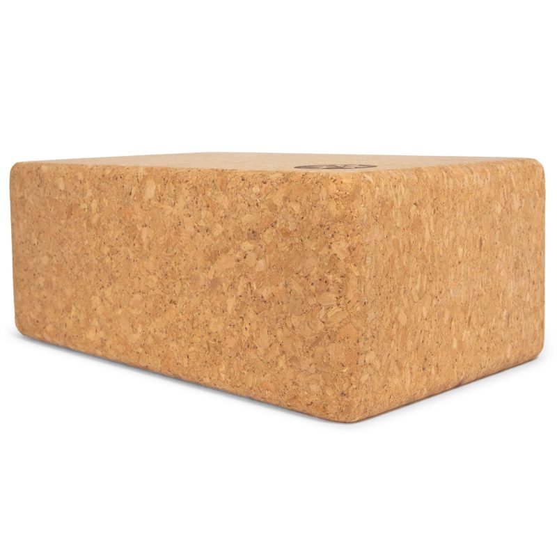 Yoloha Cork Yoga Block Side 476e0b3b 4280 40fa b72d cb5a44d781af